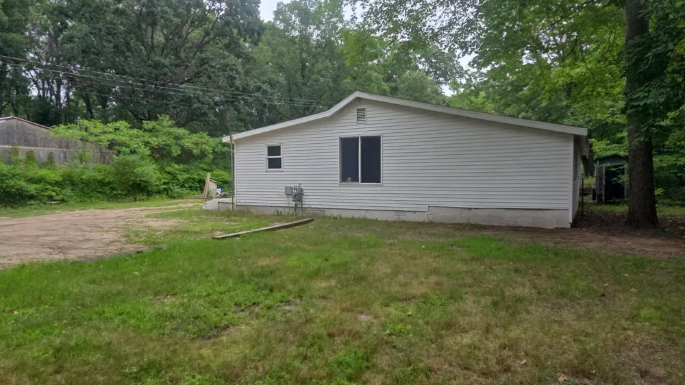 2032 S Mill Iron Road Muskegon Charter Township, MI 49442