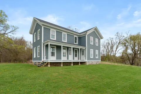 135 Golfview Drive