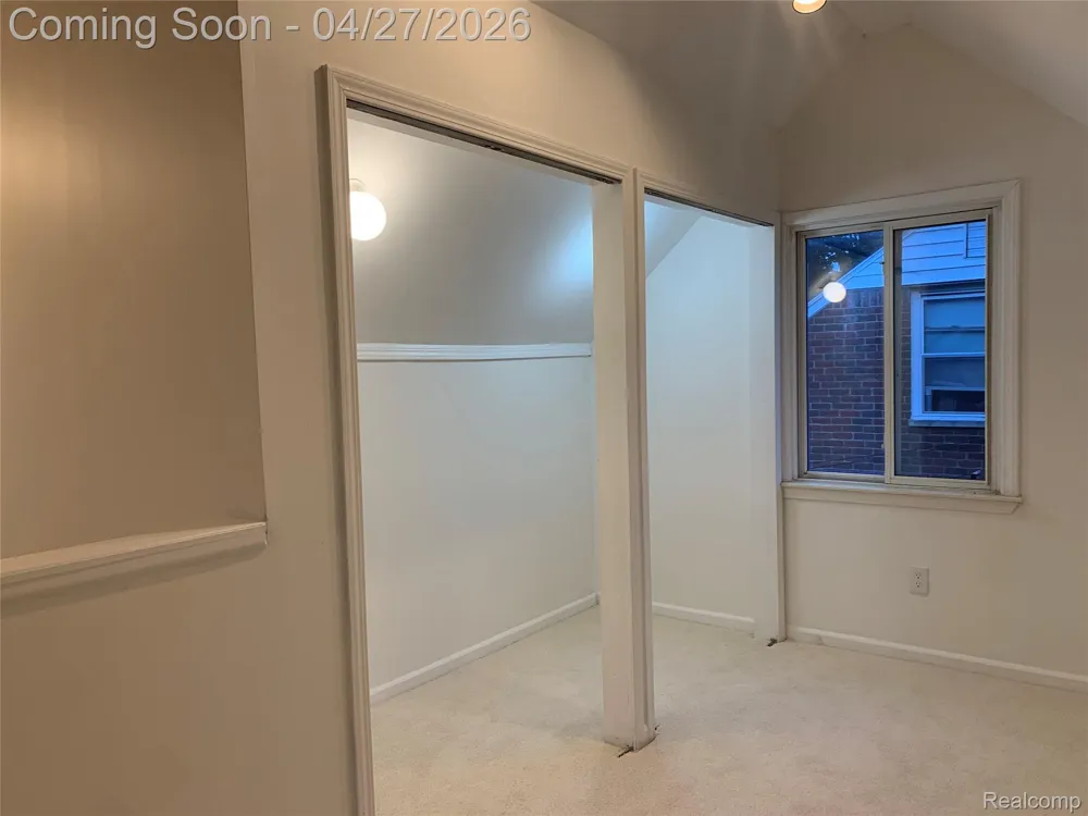 16735 Lincoln Avenue Eastpointe City, MI 48021