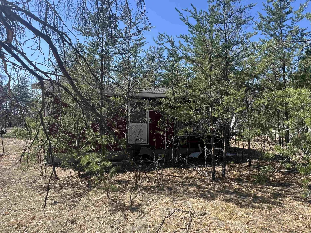 9810 S Parrott Circle SE Garfield Township, MI 49633