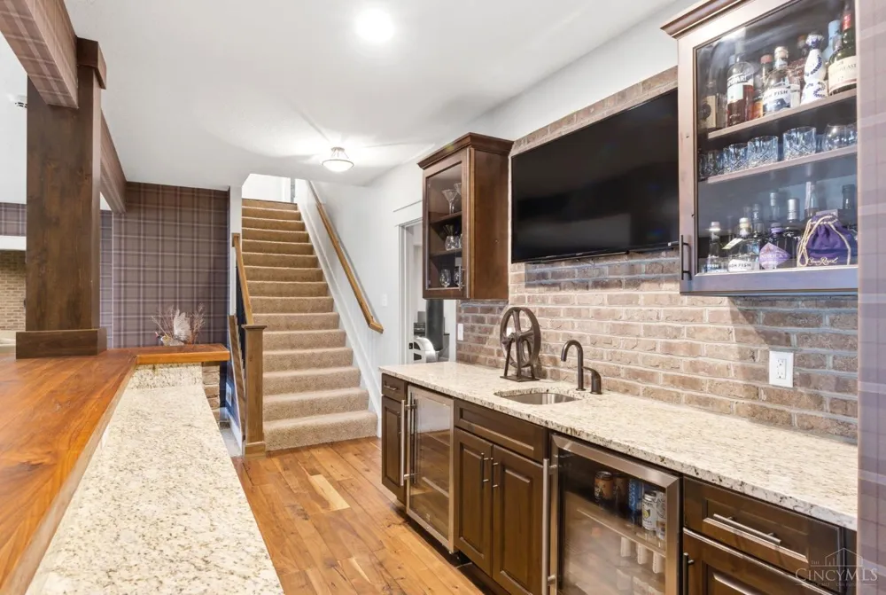 855 Willow Oak Court Clearcreek, OH 45066