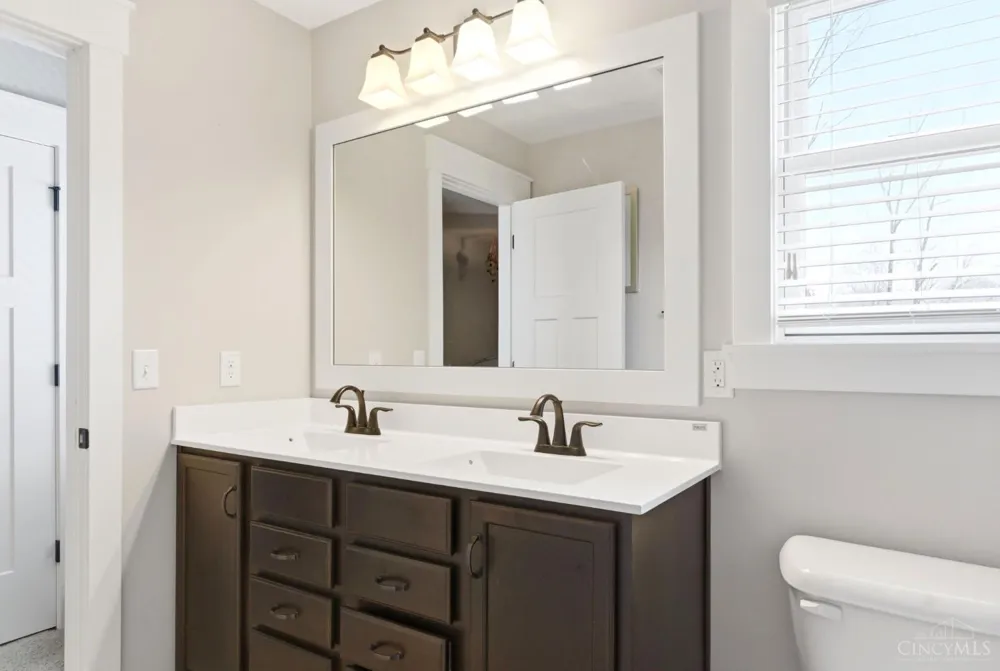 855 Willow Oak Court Clearcreek, OH 45066