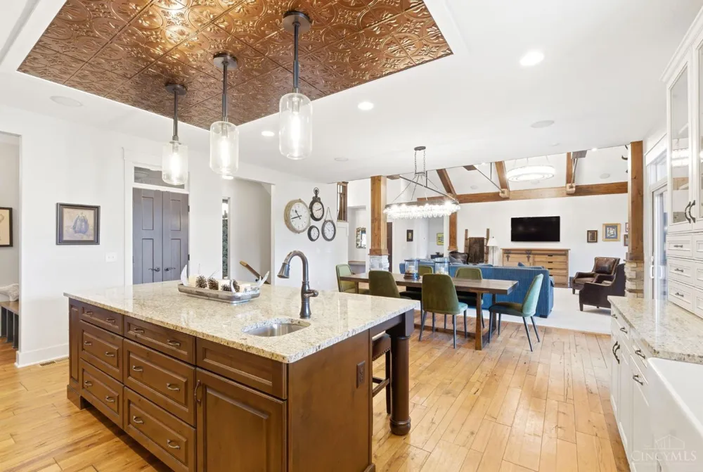 855 Willow Oak Court Clearcreek, OH 45066