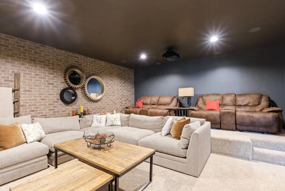 855 Willow Oak Court Clearcreek, OH 45066