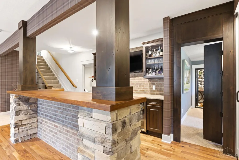 855 Willow Oak Court Clearcreek, OH 45066