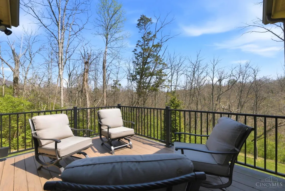 855 Willow Oak Court Clearcreek, OH 45066