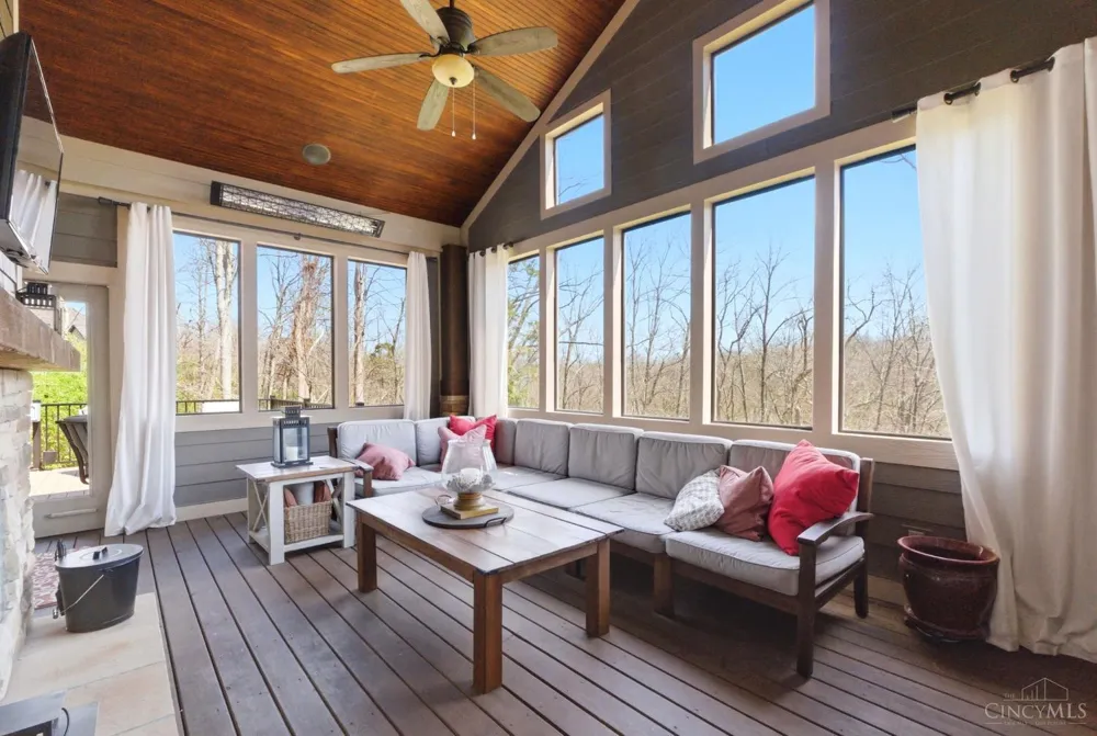 855 Willow Oak Court Clearcreek, OH 45066