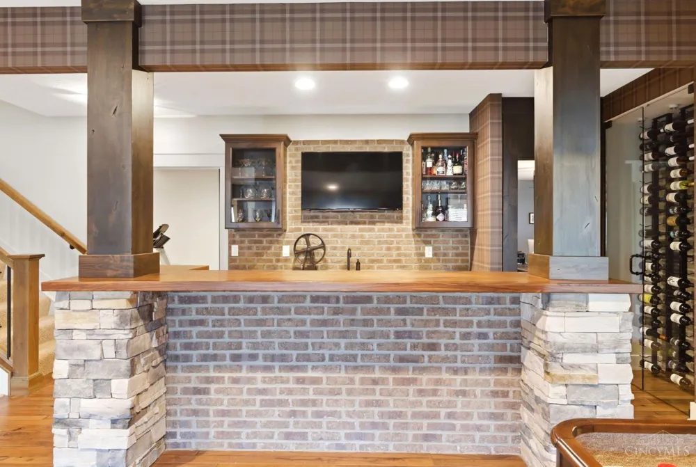855 Willow Oak Court Clearcreek, OH 45066