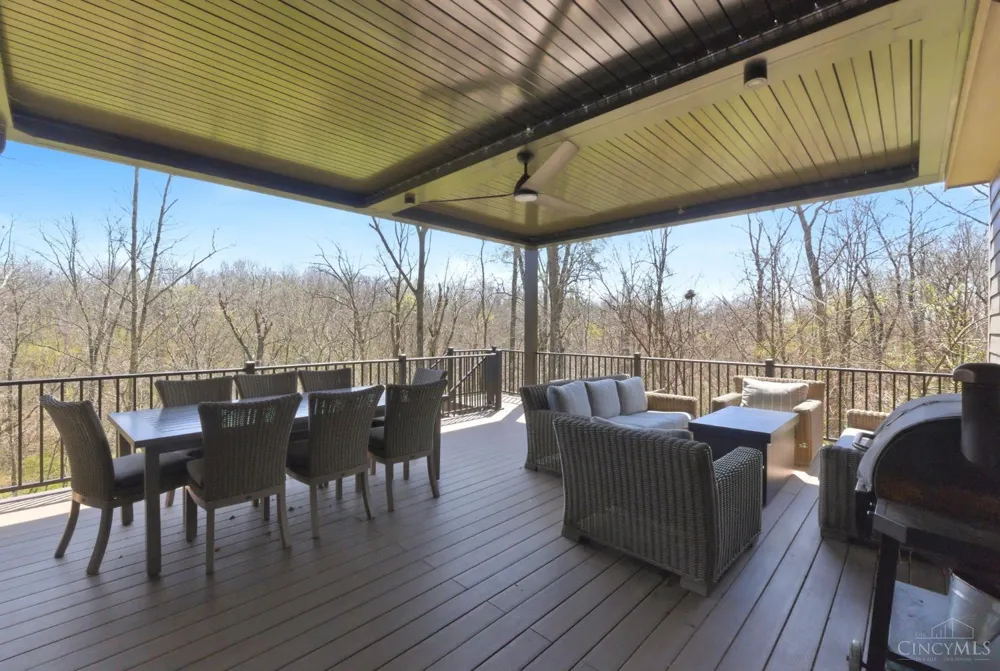 855 Willow Oak Court Clearcreek, OH 45066
