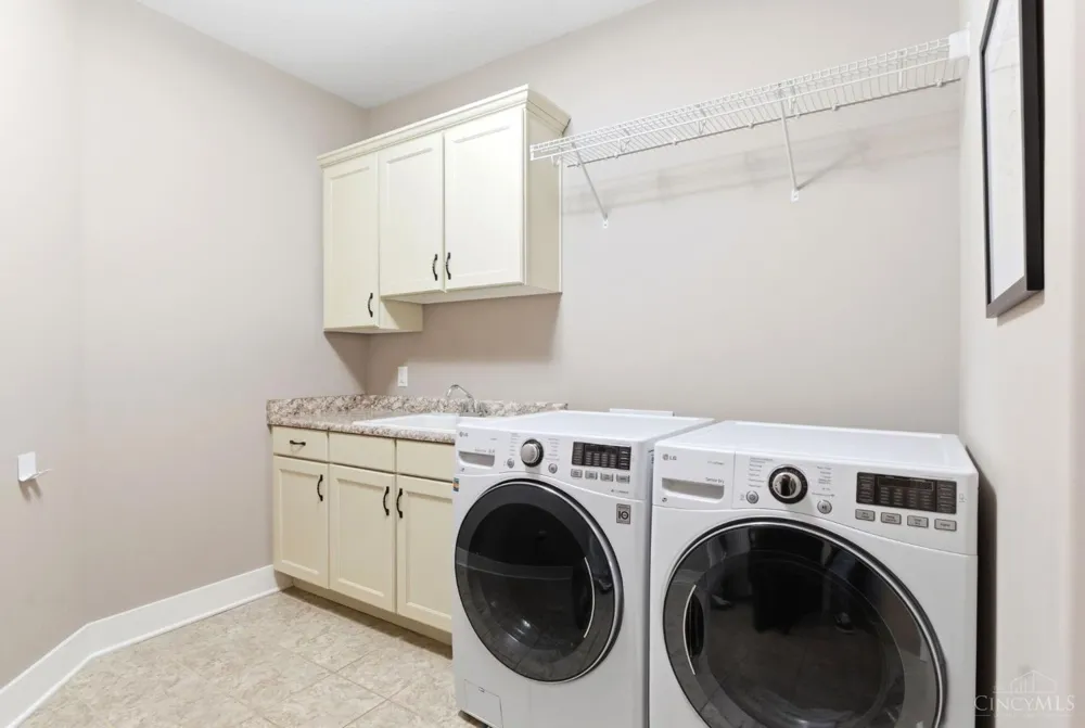 855 Willow Oak Court Clearcreek, OH 45066