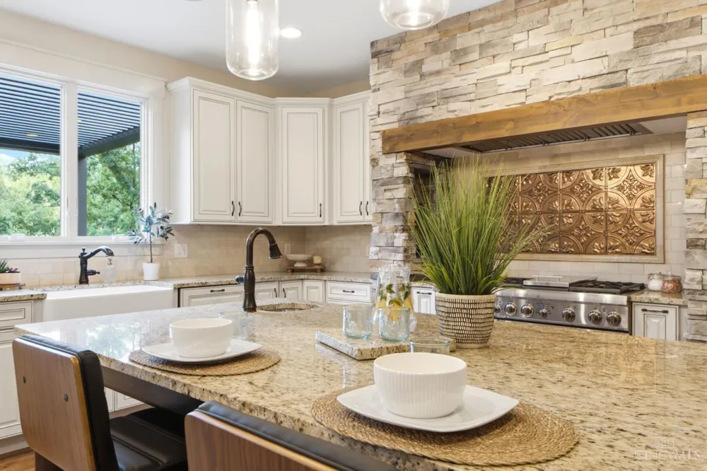 855 Willow Oak Court Clearcreek, OH 45066