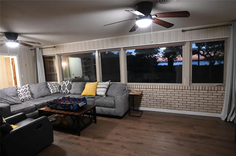 1013 Quail Lane Eagle Lake, TX 77434