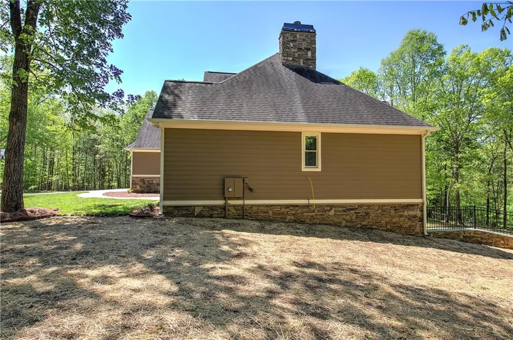 25 Mountain Creek Trail NE Fairmount, GA 30139