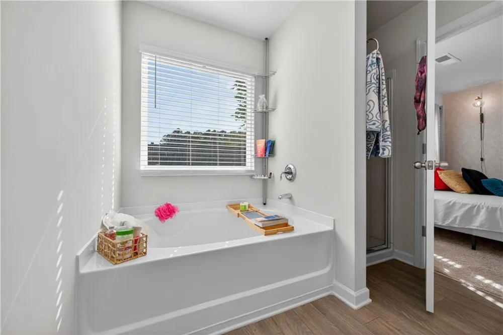 252 Regent Park Hoschton, GA 30548