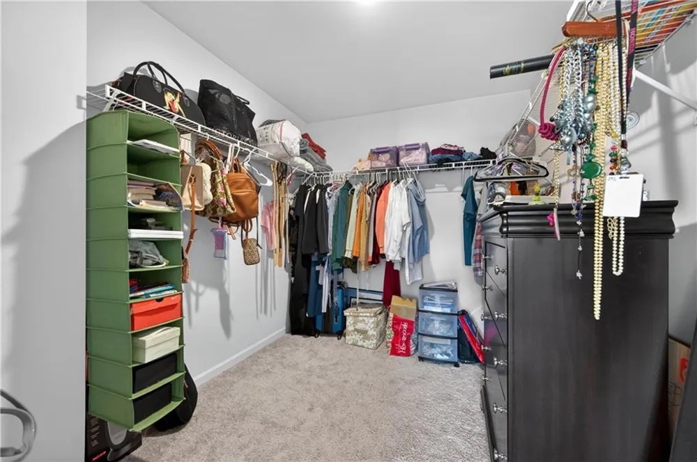 252 Regent Park Hoschton, GA 30548