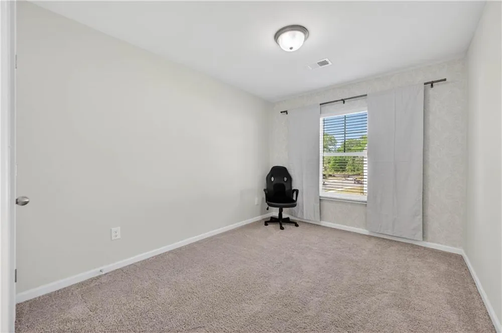 252 Regent Park Hoschton, GA 30548