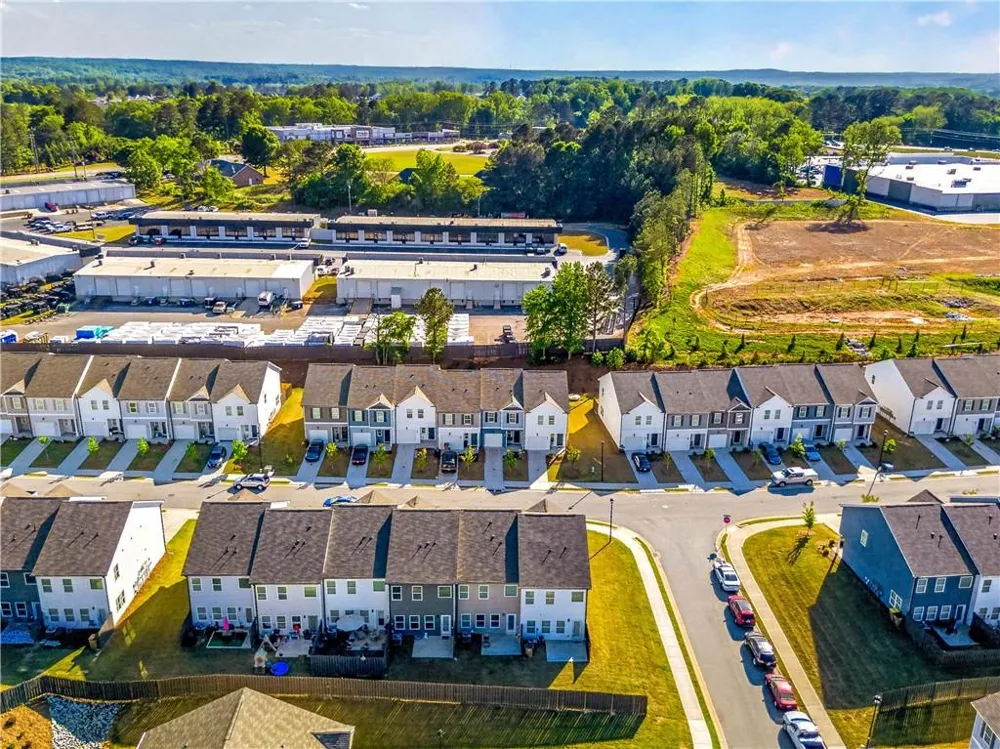 252 Regent Park Hoschton, GA 30548