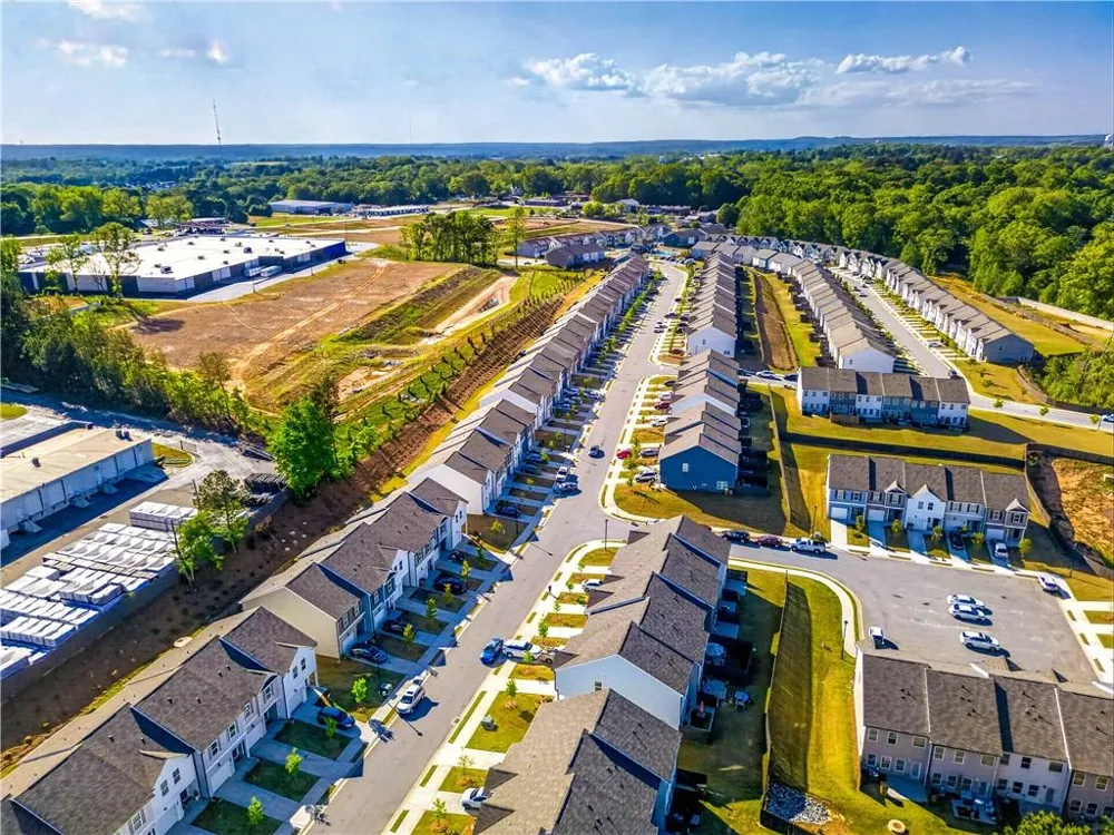 252 Regent Park Hoschton, GA 30548