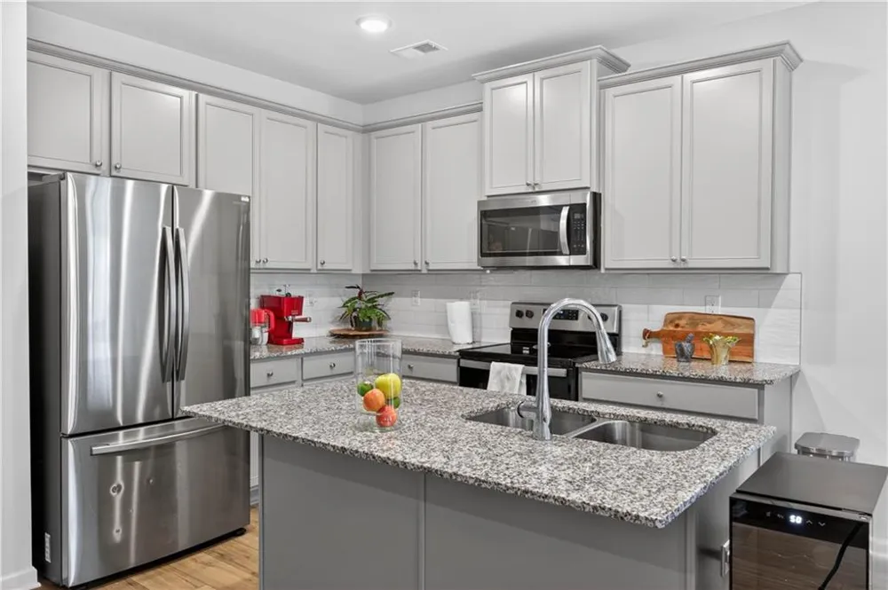252 Regent Park Hoschton, GA 30548