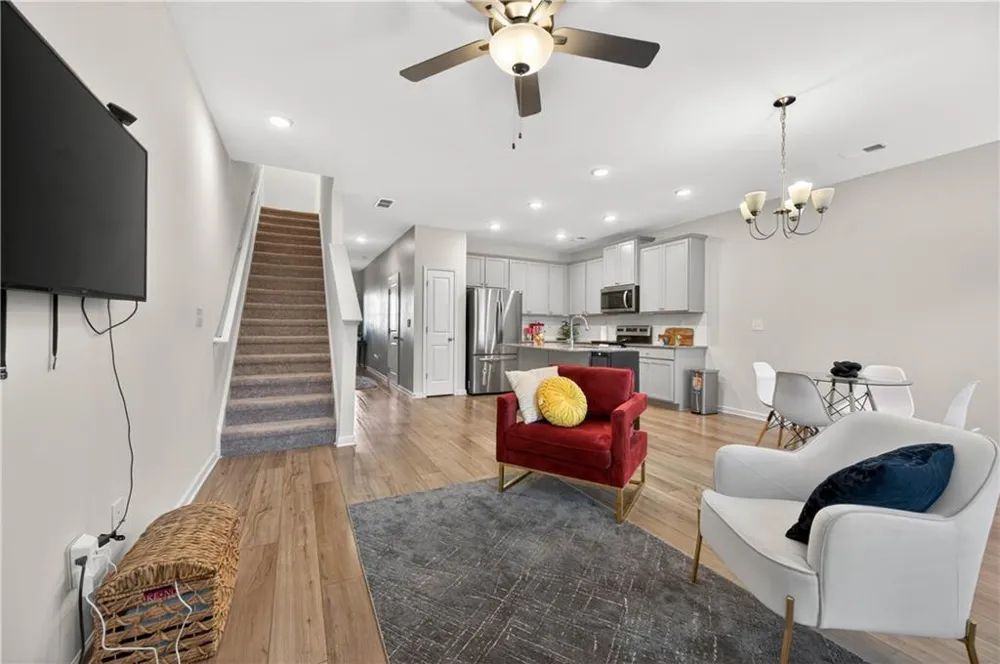252 Regent Park Hoschton, GA 30548