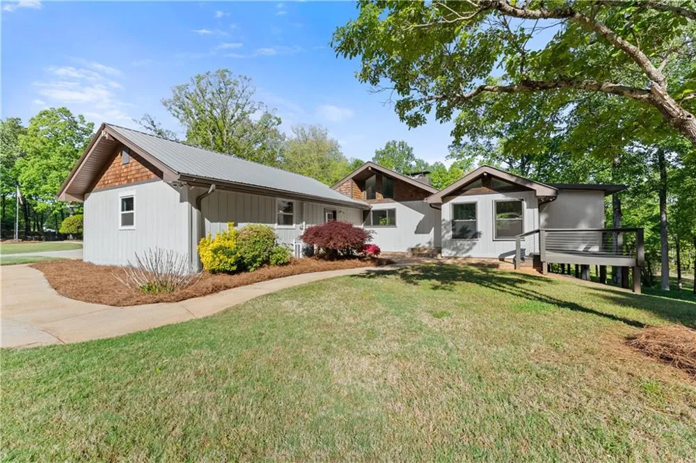 6632 Mountain Meadow Drive Clermont, GA 30527