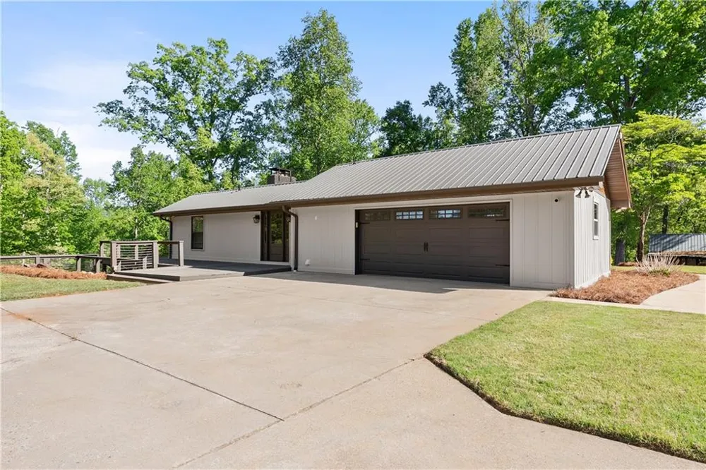 6632 Mountain Meadow Drive Clermont, GA 30527