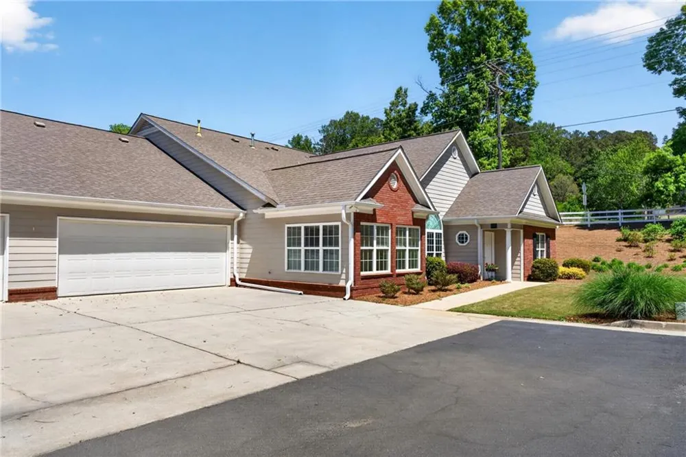226 Hames Road #140 Woodstock, GA 30188