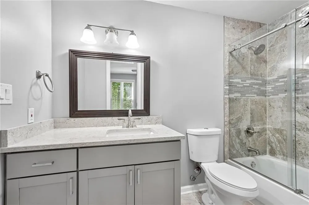 3019 Canyon Point Circle Roswell, GA 30076