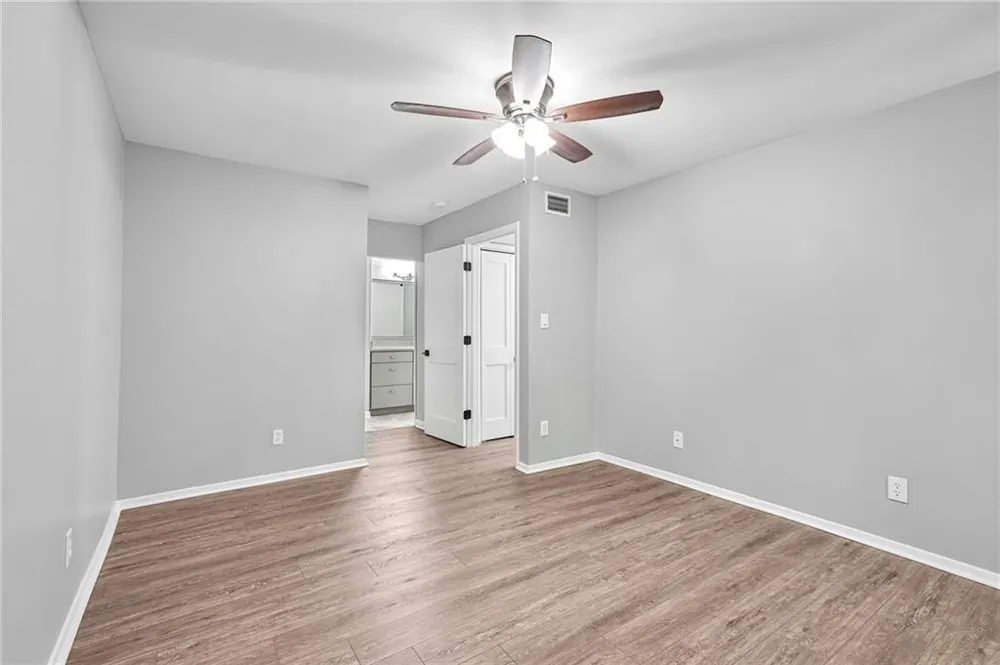 3019 Canyon Point Circle Roswell, GA 30076