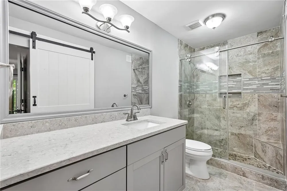 3019 Canyon Point Circle Roswell, GA 30076