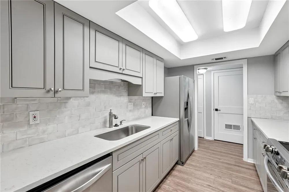 3019 Canyon Point Circle Roswell, GA 30076