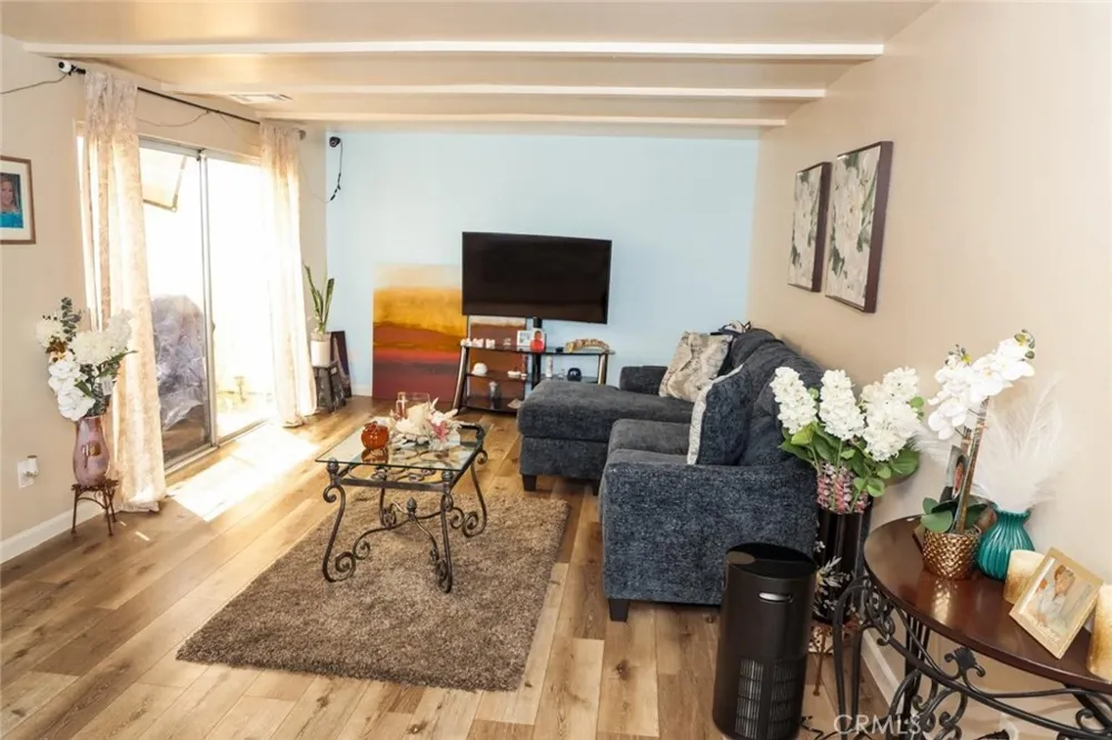 43618 Stanridge Avenue Lancaster, CA 93535