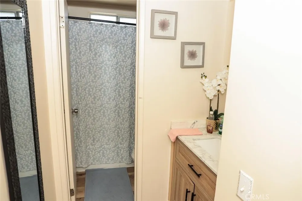 43618 Stanridge Avenue Lancaster, CA 93535