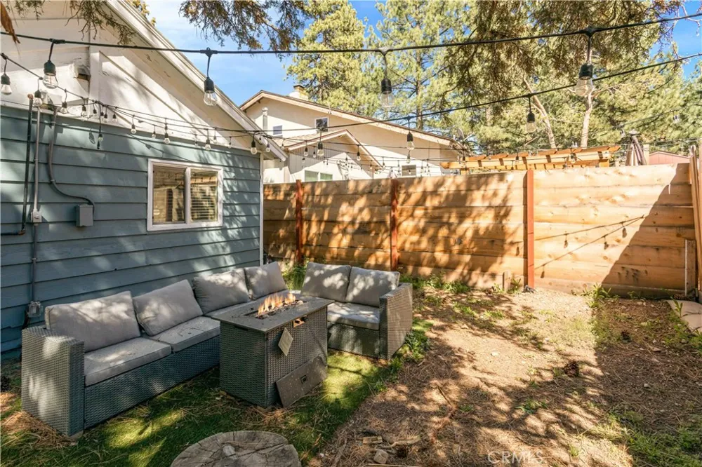 906 W Aeroplane Big Bear City, CA 92314