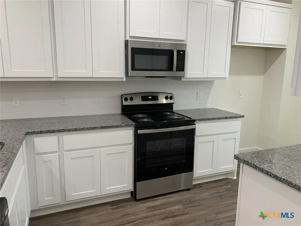 1862 Royal Loop Belton, TX 76513