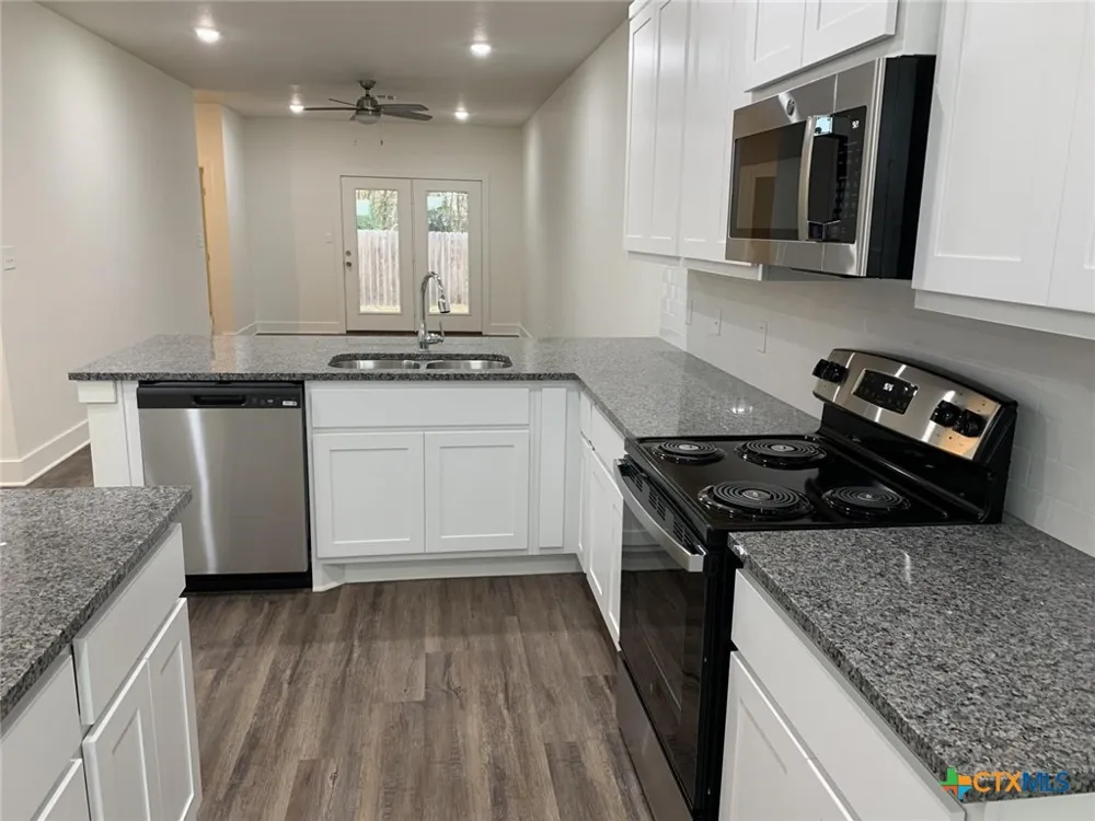 1862 Royal Loop Belton, TX 76513