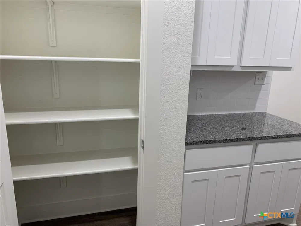 1862 Royal Loop Belton, TX 76513