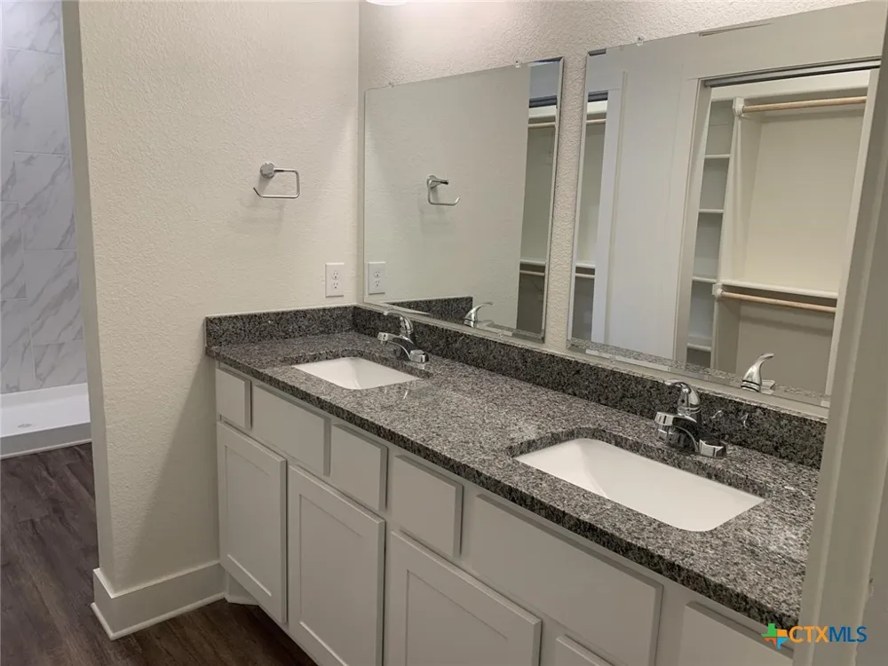 1862 Royal Loop Belton, TX 76513