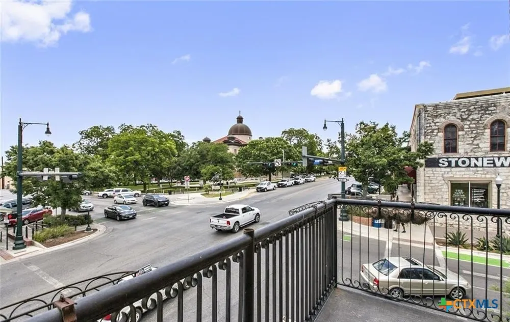 202 Lbj Drive #202 San Marcos, TX 78666