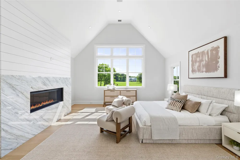 450 Seven Ponds Towd Road Water Mill, NY 11976