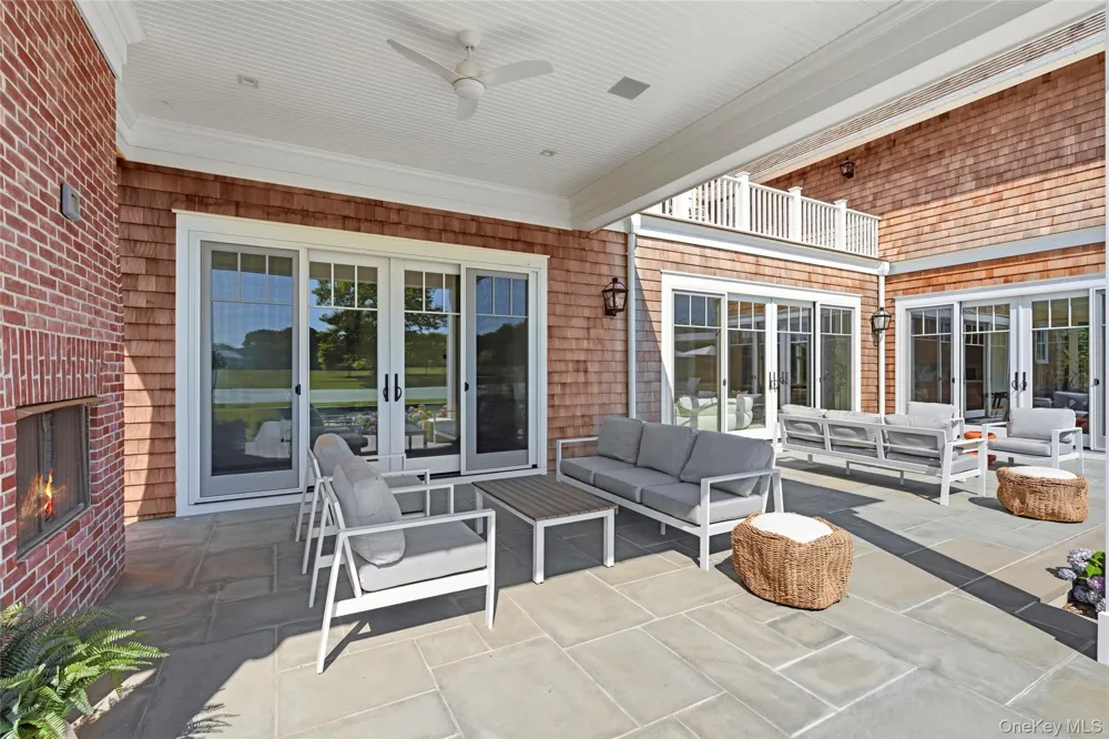 450 Seven Ponds Towd Road Water Mill, NY 11976