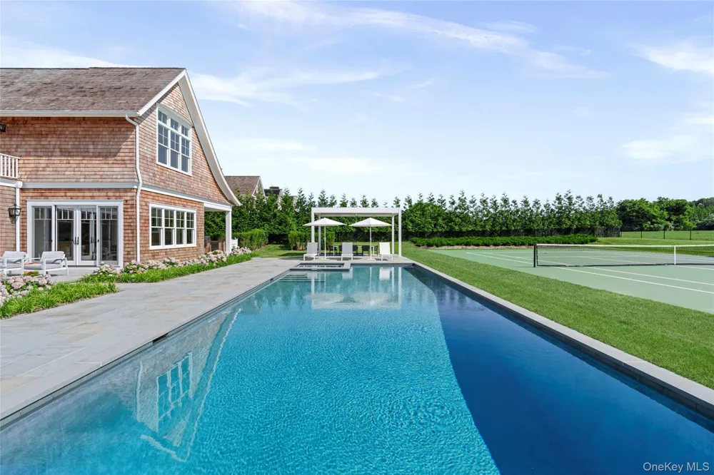450 Seven Ponds Towd Road Water Mill, NY 11976