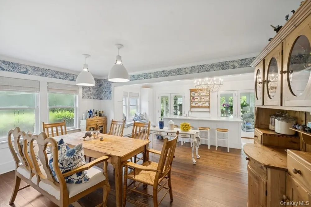 163 Halsey Street Southampton, NY 11968