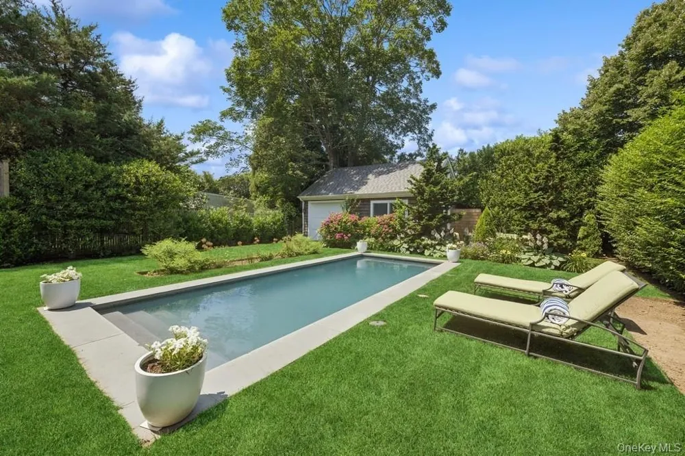 163 Halsey Street Southampton, NY 11968