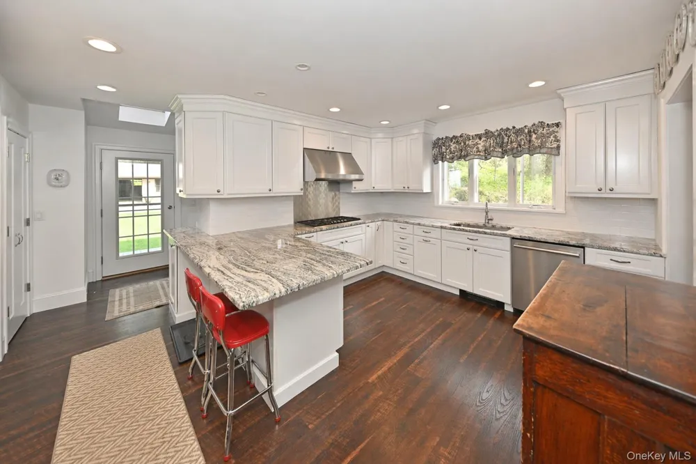 278 Cherry Lane Suffern, NY 10901