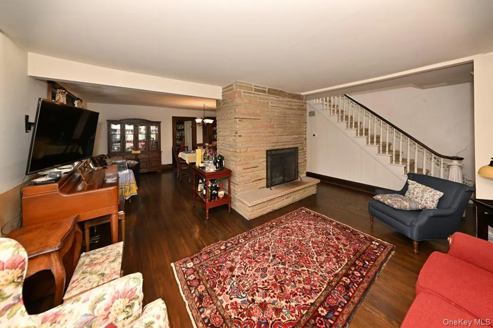 278 Cherry Lane Suffern, NY 10901