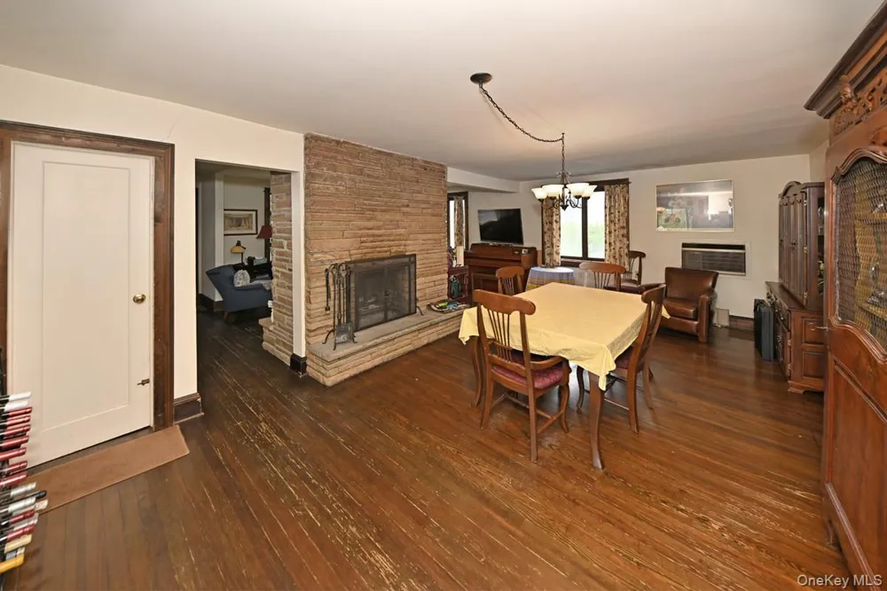 278 Cherry Lane Suffern, NY 10901