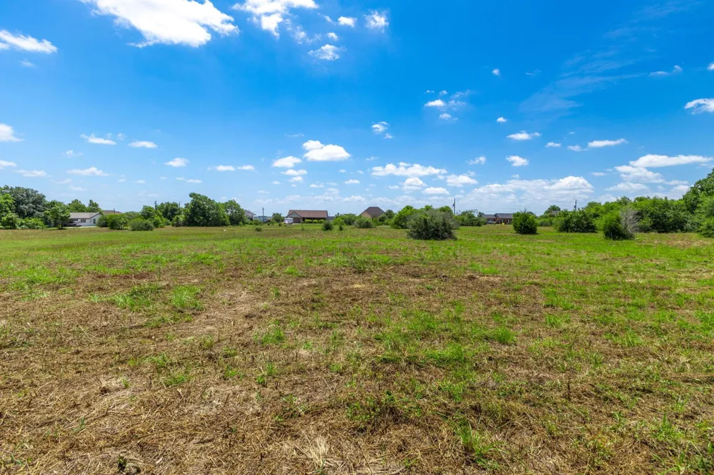 5815 Wild Flower Road Sealy, TX 77474