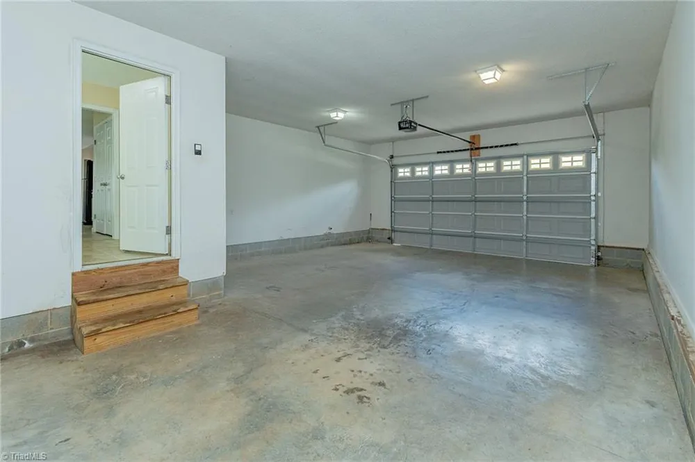 676 Old Castle Drive Randleman, NC 27317