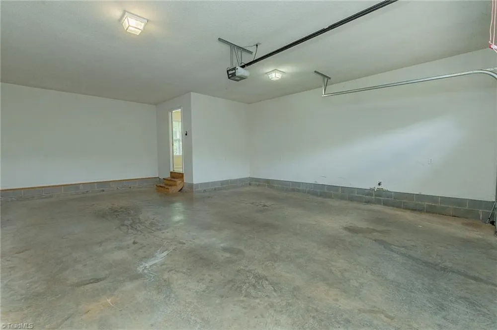 676 Old Castle Drive Randleman, NC 27317